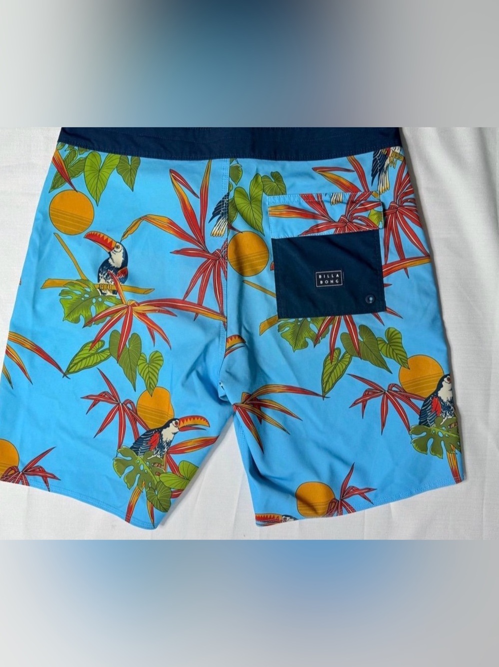 Billabong Men’s Recycler Sundays Airlite Toucan Board Shorts 32 - Picture 6 of 8